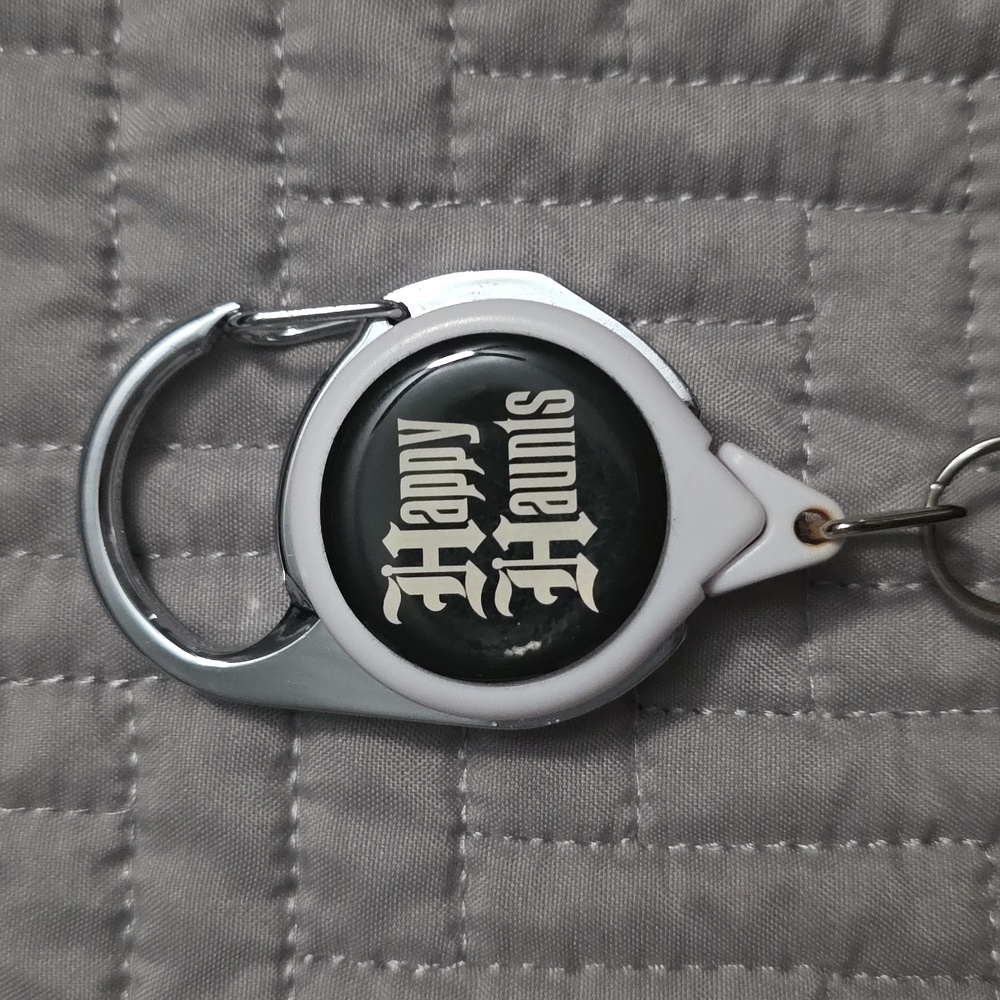 Disney Park Loungefly Haunted Mansion Ghost Host Retractable Card Holder - Picture 3 of 6